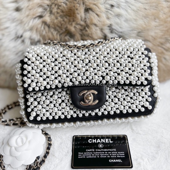 CHANEL Mini Pearl Flap Bag - Picture 8 of 11